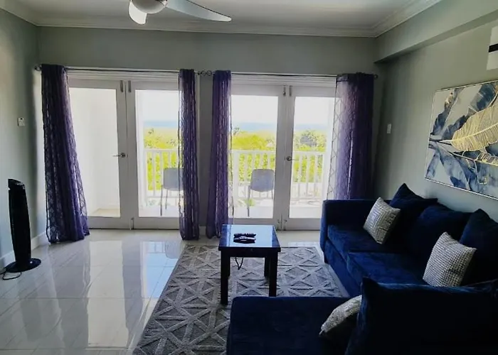 Appart hôtel Ocean View Poolside Montego Bay